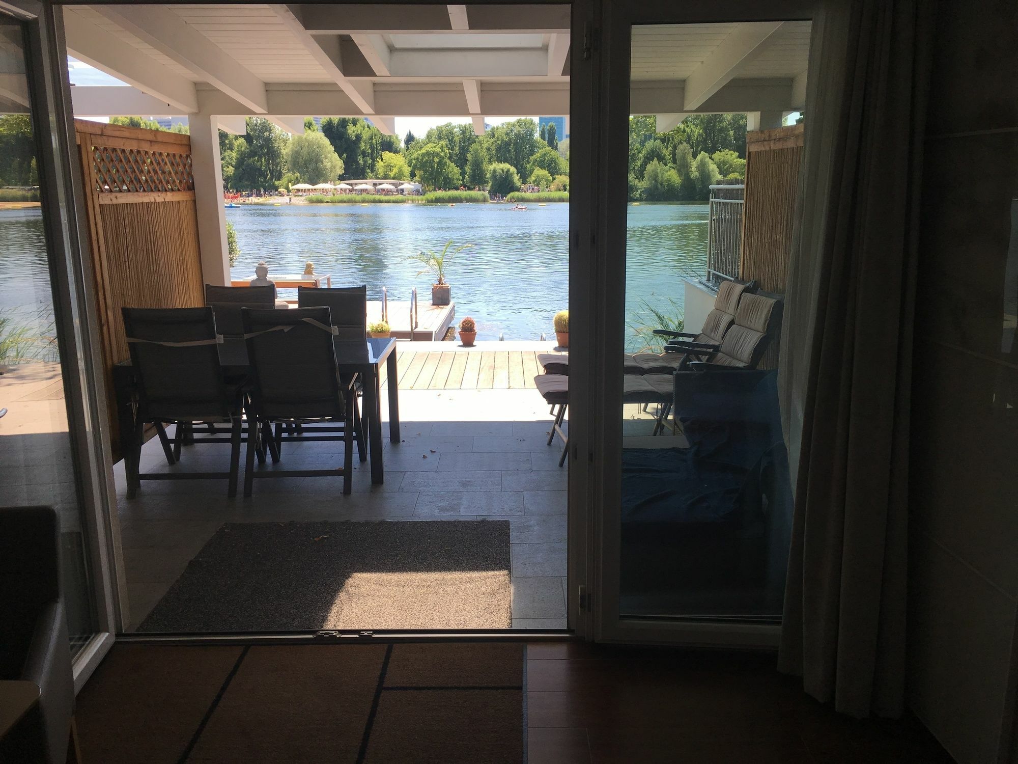 Ajo Vienna Beach - Contactless Check-In Екстер'єр фото