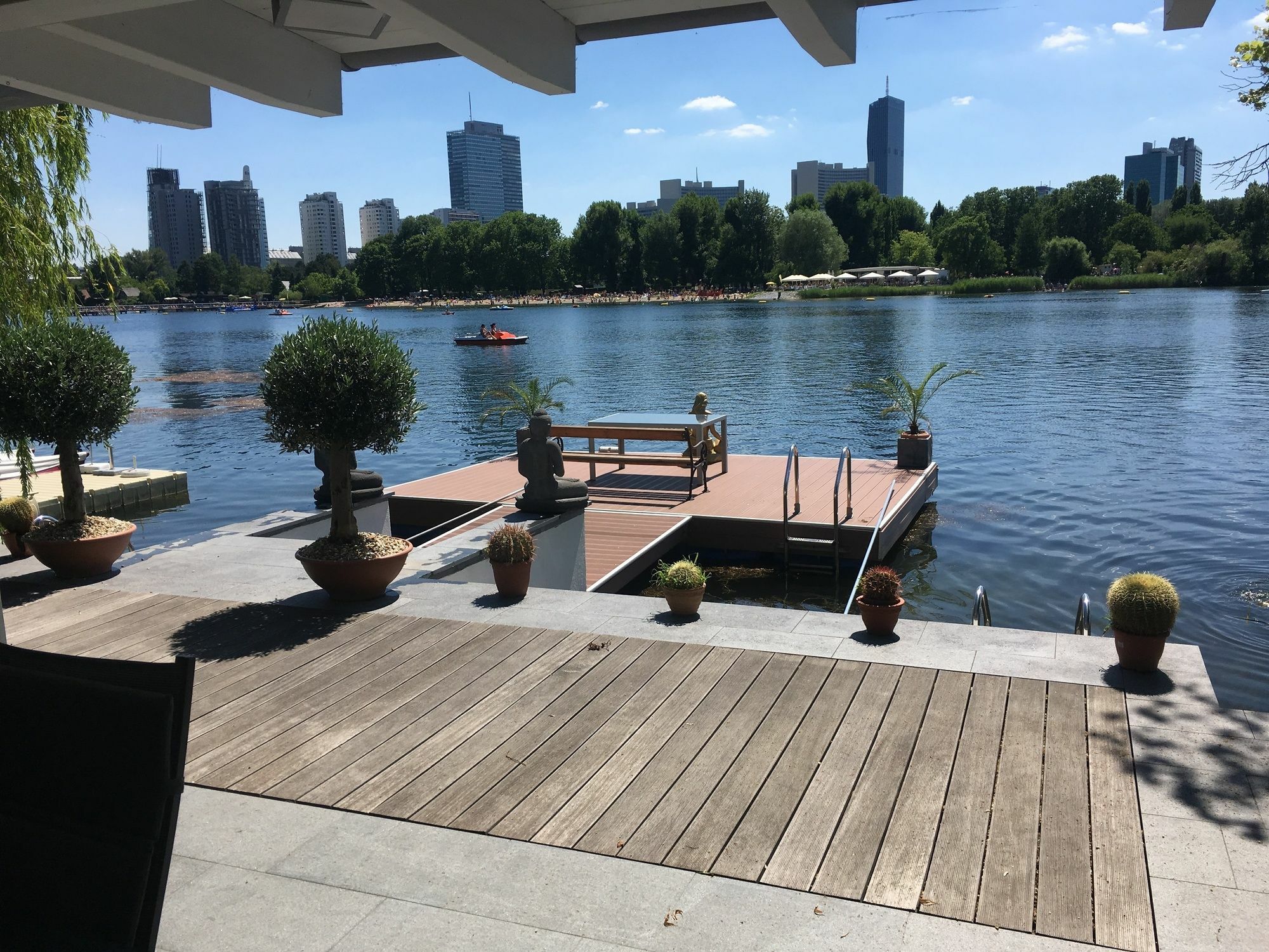 Ajo Vienna Beach - Contactless Check-In Екстер'єр фото