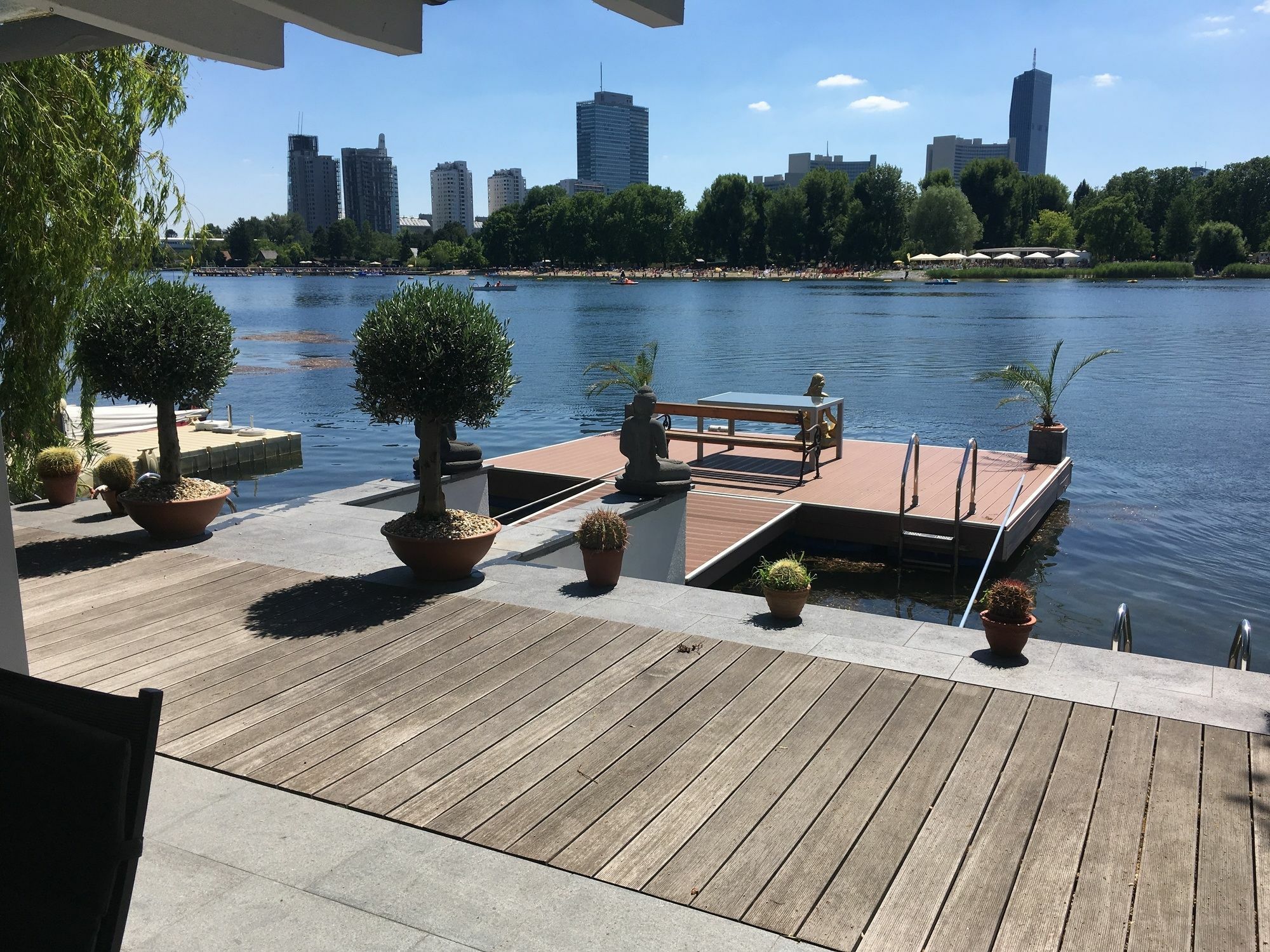 Ajo Vienna Beach - Contactless Check-In Екстер'єр фото
