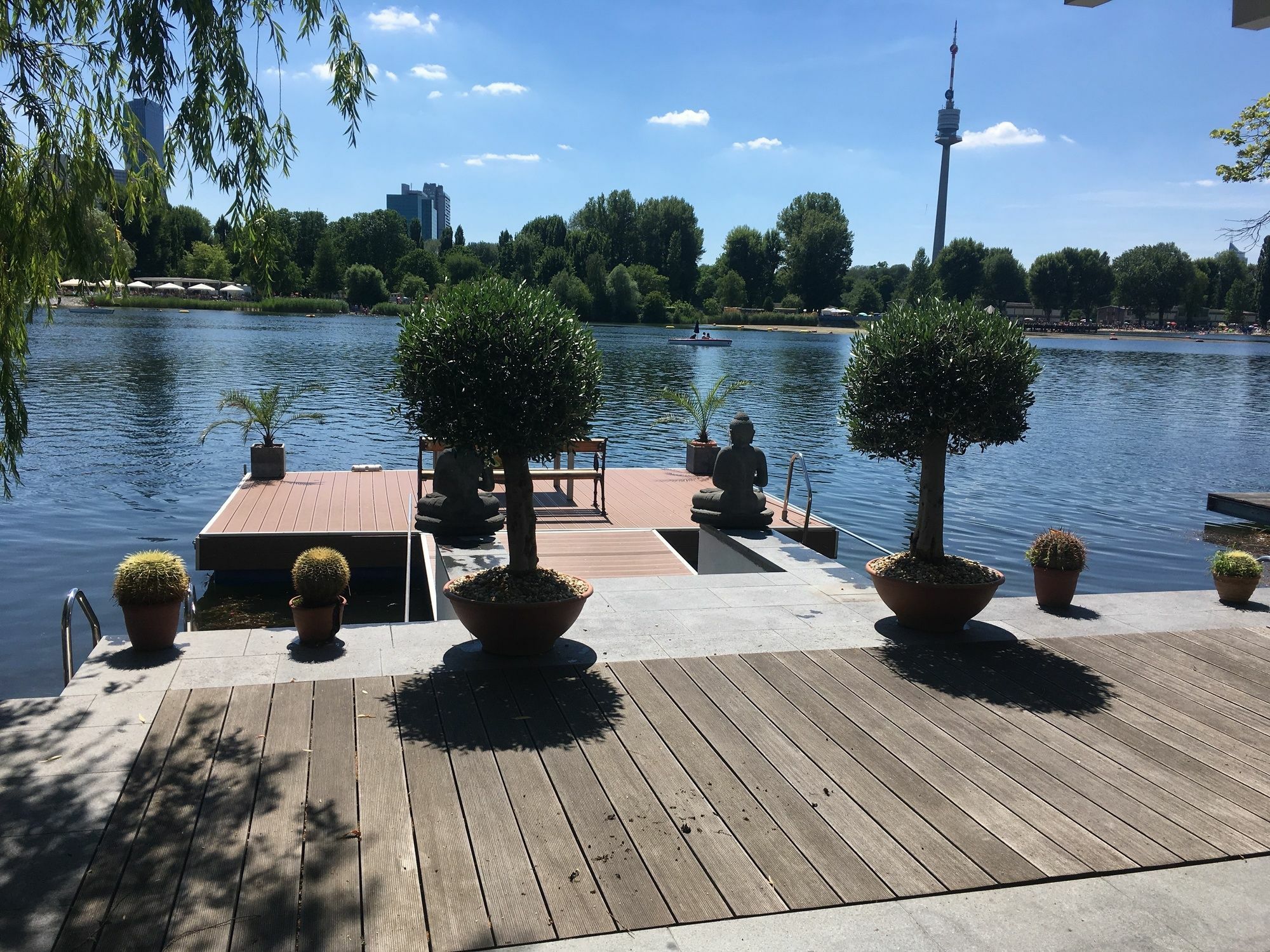 Ajo Vienna Beach - Contactless Check-In Екстер'єр фото
